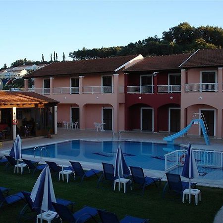Koursaros Apartment Sidari  Bagian luar foto